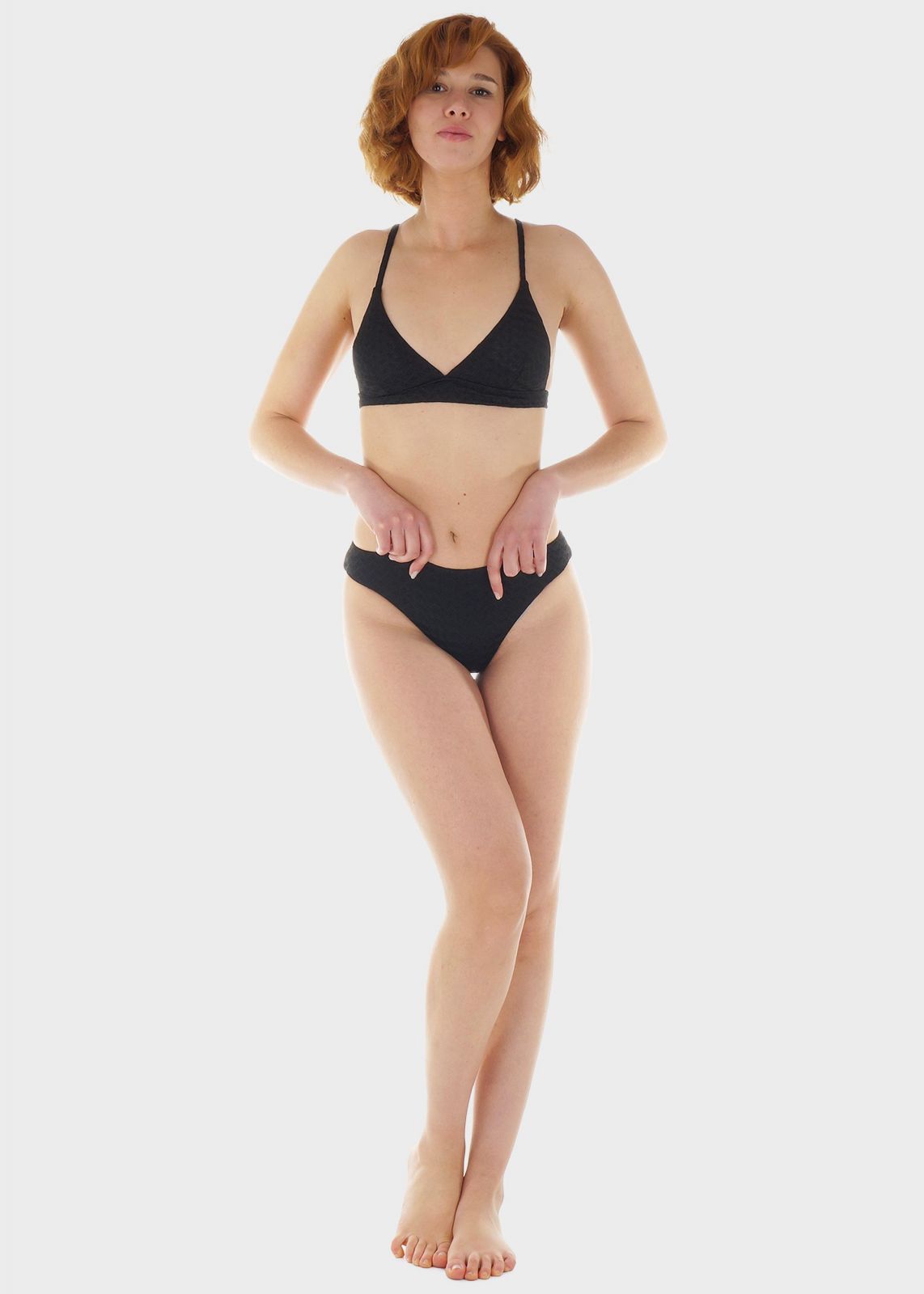 Γυναικείο σετ μαγιό bikini μονόχρωμο αποσπώμενη επένδυση slip κανονική γραμμή.Καλύπτει B Cup ΜΑΥΡΟ