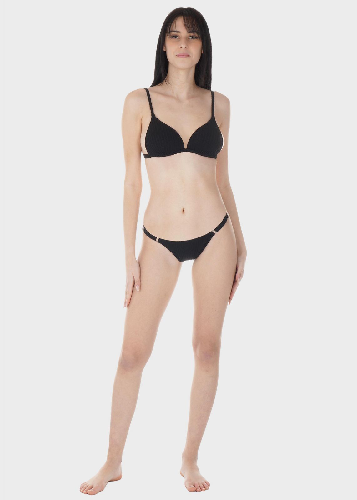 Γυναικείο set bikini μονόχρωμο ενσωματωμένη push up ενίσχυση bikini παρτό πλαϊνό ρυθμιζόμενο λουράκι.Καλύπτει B-C Cup ΜΑΥΡΟ