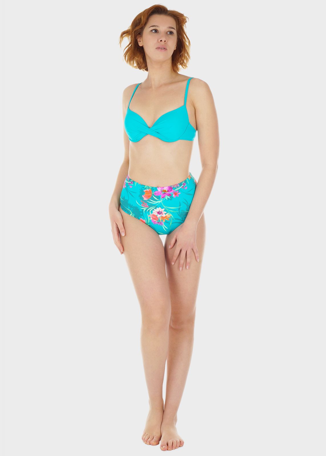 Γυναικείο σετ μαγιό bikini ενσωματωμένη ενίσχυση slip all print ιδιαίτερη πίσω όψη.Καλύπτει B Cup AQUA